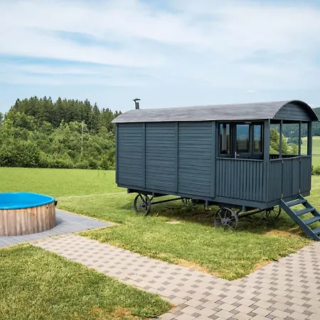 In Mit Garten Und Terrasse By Interhome *